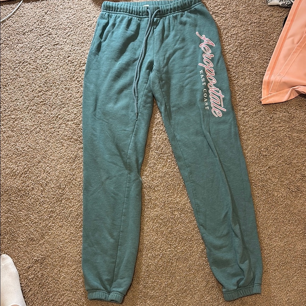 Aeropostale Green Sweatpants with Elastic Cuffs and Relaxed Fit